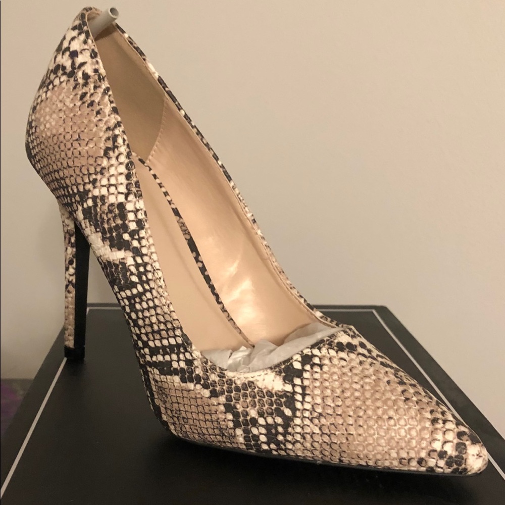 🔥HOST PICK **** Qupid Pump Heel🔥